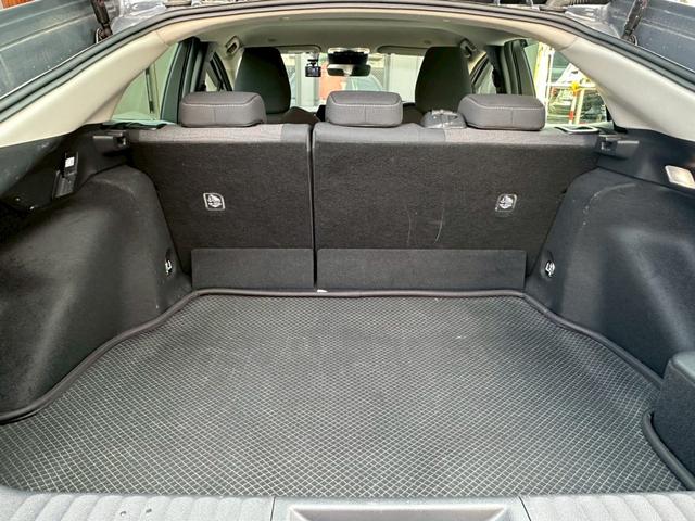 プリウス G 4WD 寒冷地仕様夏冬タイヤAW付 純正8インチディスプレイオーディオ バックカメラ ETC 前後ドラレコ(66枚目)