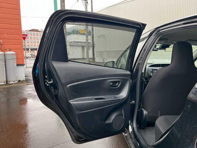 ヴィッツ Ｆ（13枚目）