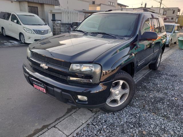 シボレートレイルブレイザー ＬＴＺ　４ＷＤ　シートヒーター　ＥＴＣ　ルーフレール　ＡＢＳ　エアコン　キーレスエントリー　パワーステアリング　ムーンルーフ　電動格納ミラー　黒革シート　パワーシート　ＨＩＤヘッドライト　サンルーフ（2枚目）