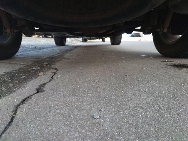 シボレートレイルブレイザー ＬＴＺ　４ＷＤ　シートヒーター　ＥＴＣ　ルーフレール　ＡＢＳ　エアコン　キーレスエントリー　パワーステアリング　ムーンルーフ　電動格納ミラー　黒革シート　パワーシート　ＨＩＤヘッドライト　サンルーフ（17枚目）