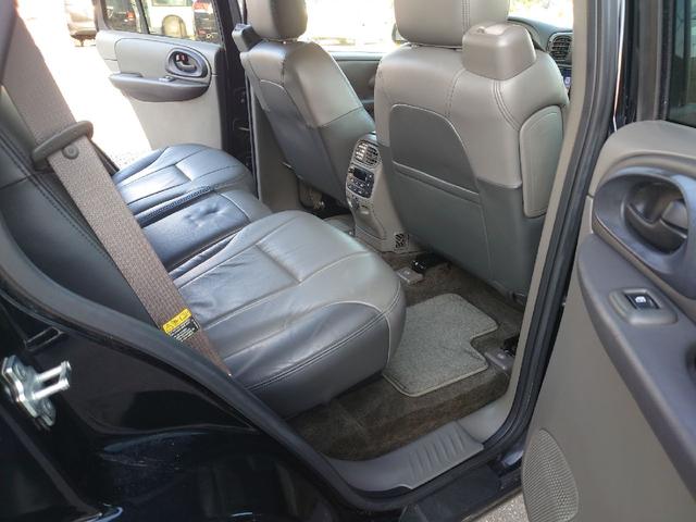 シボレートレイルブレイザー ＬＴＺ　４ＷＤ　シートヒーター　ＥＴＣ　ルーフレール　ＡＢＳ　エアコン　キーレスエントリー　パワーステアリング　ムーンルーフ　電動格納ミラー　黒革シート　パワーシート　ＨＩＤヘッドライト　サンルーフ（22枚目）