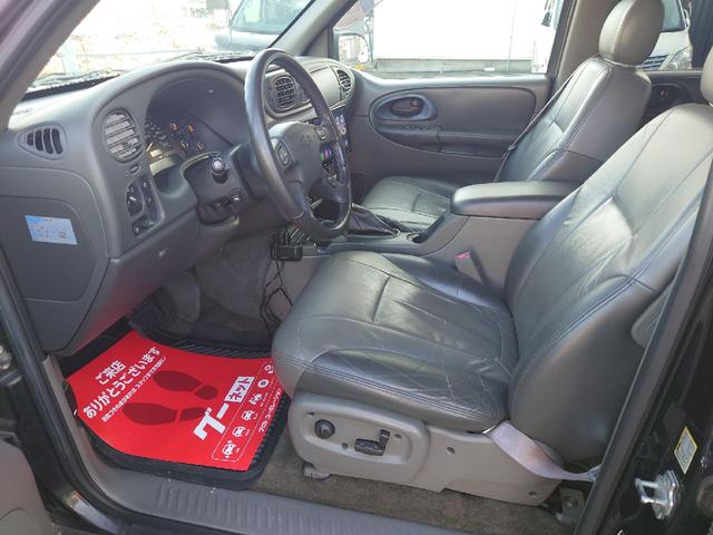 シボレートレイルブレイザー ＬＴＺ　４ＷＤ　シートヒーター　ＥＴＣ　ルーフレール　ＡＢＳ　エアコン　キーレスエントリー　パワーステアリング　ムーンルーフ　電動格納ミラー　黒革シート　パワーシート　ＨＩＤヘッドライト　サンルーフ（28枚目）