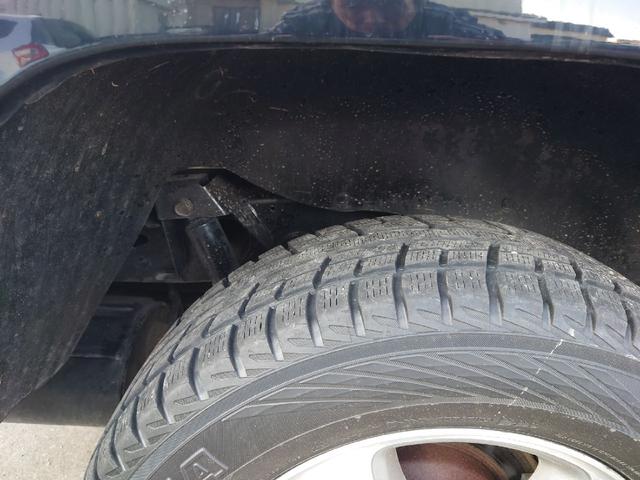 シボレートレイルブレイザー ＬＴＺ　４ＷＤ　シートヒーター　ＥＴＣ　ルーフレール　ＡＢＳ　エアコン　キーレスエントリー　パワーステアリング　ムーンルーフ　電動格納ミラー　黒革シート　パワーシート　ＨＩＤヘッドライト　サンルーフ（46枚目）