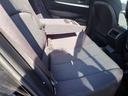 後部座席もきれいな状態ですよ〜♪肘掛け付き♪