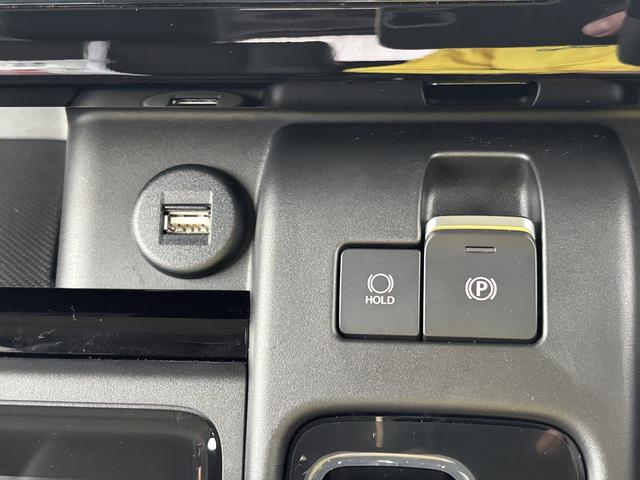 スペーシアカスタム ハイブリッドＸＳターボ　４ＷＤ　☆コネクト対応ナビ☆（21枚目）