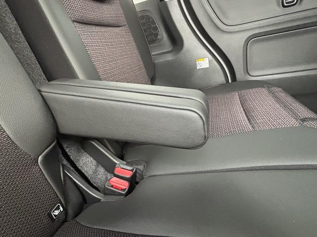 スペーシアカスタム ハイブリッドＸＳターボ　４ＷＤ　☆コネクト対応ナビ☆（35枚目）