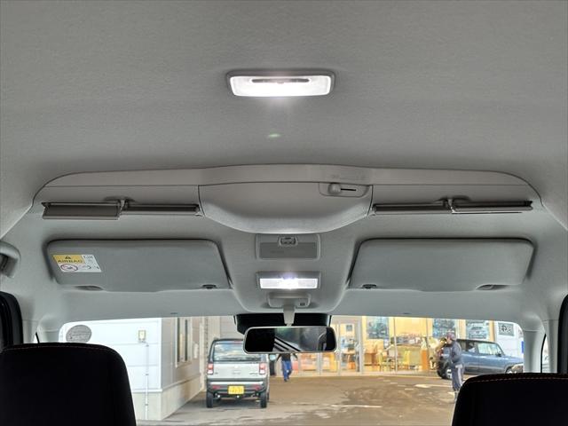 スペーシア ギア　ＨＹＢＲＩＤ　ＸＺ　４ＷＤ　☆コネクト対応全方位ナビ☆（7枚目）