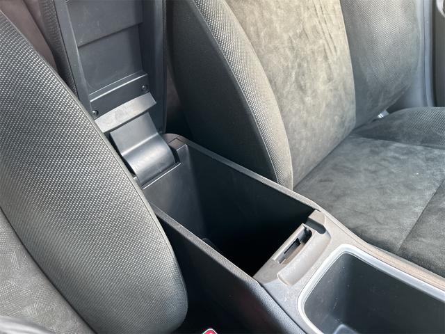 シャトル G 4WD ドライブレコーダー ETC バックカメラ ナビ フルセグTV  エンジンスターター 社外アルミホイール オートライト スマートキー アイドリングストップ チップアップシート 盗難防止システム(23枚目)