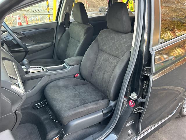 シャトル G 4WD ドライブレコーダー ETC バックカメラ ナビ フルセグTV  エンジンスターター 社外アルミホイール オートライト スマートキー アイドリングストップ チップアップシート 盗難防止システム(35枚目)