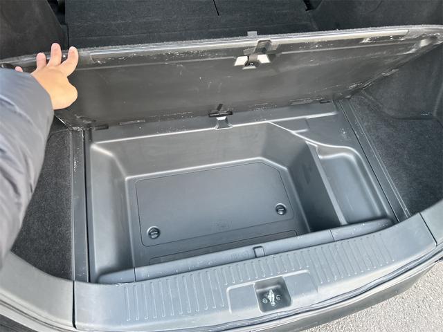 シャトル G 4WD ドライブレコーダー ETC バックカメラ ナビ フルセグTV  エンジンスターター 社外アルミホイール オートライト スマートキー アイドリングストップ チップアップシート 盗難防止システム(45枚目)