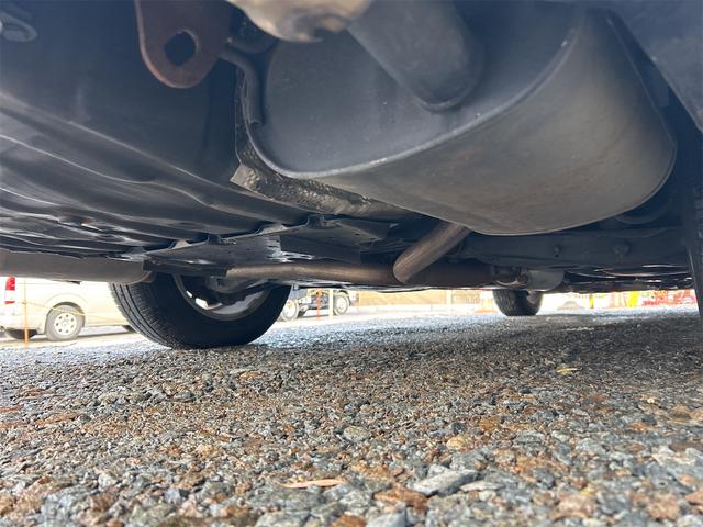 クラウン ロイヤルサルーンｉ－ＦｏｕｒスペシャルナビＰ　中古冬タイヤ・ホイールセット付き　オートクルーズコントロール　純正ナビ　フルセグＴＶ　バックカメラ　ＥＴＣ　１６インチアルミホイール　スマートキー（25枚目）