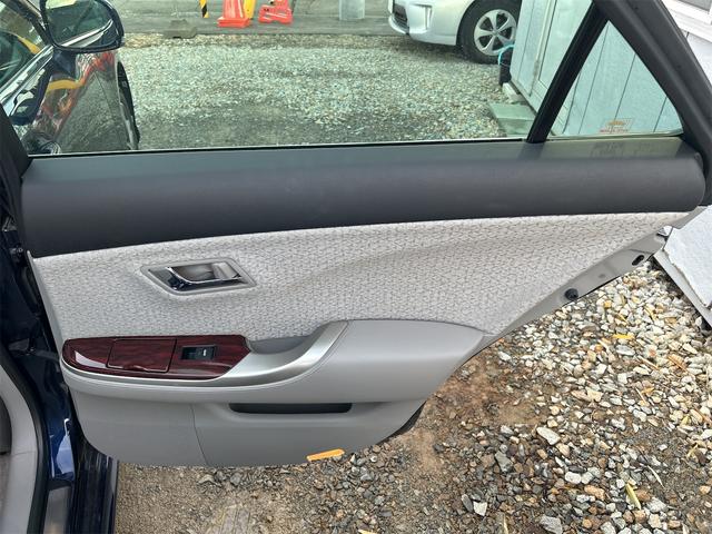 クラウン ロイヤルサルーンｉ－ＦｏｕｒスペシャルナビＰ　中古冬タイヤ・ホイールセット付き　オートクルーズコントロール　純正ナビ　フルセグＴＶ　バックカメラ　ＥＴＣ　１６インチアルミホイール　スマートキー（53枚目）