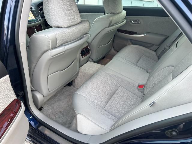 クラウン ロイヤルサルーンｉ－ＦｏｕｒスペシャルナビＰ　中古冬タイヤ・ホイールセット付き　オートクルーズコントロール　純正ナビ　フルセグＴＶ　バックカメラ　ＥＴＣ　１６インチアルミホイール　スマートキー（58枚目）