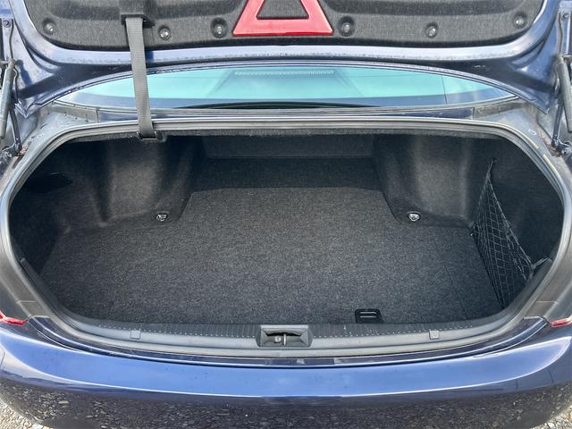 クラウン ロイヤルサルーンｉ－ＦｏｕｒスペシャルナビＰ　中古冬タイヤ・ホイールセット付き　オートクルーズコントロール　純正ナビ　フルセグＴＶ　バックカメラ　ＥＴＣ　１６インチアルミホイール　スマートキー（64枚目）