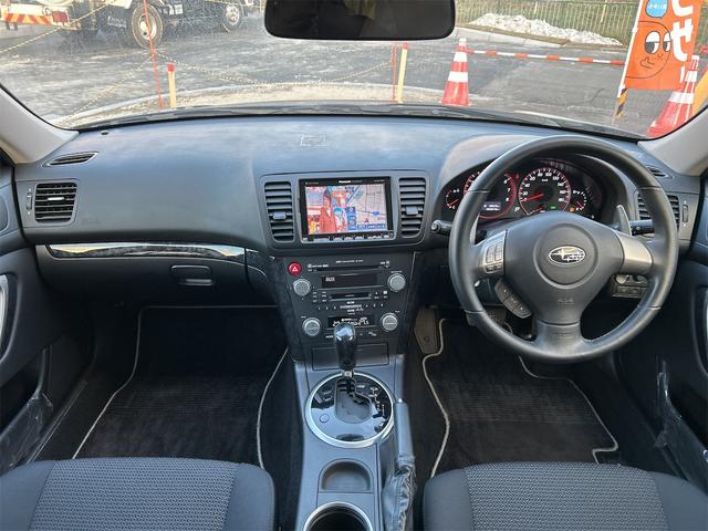 レガシィツーリングワゴン ２．０ｉ　アドバンテージライン　４ＷＤ　冬タイヤ付き　ナビ　ＴＶ　運転席パワーシート　プッシュスタート　スマートキー　スペアキー　盗難防止システム　衝突安全ボディ　ＣＤ（2枚目）