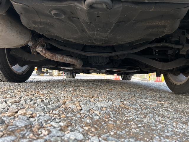 レガシィツーリングワゴン ２．０ｉ　アドバンテージライン　４ＷＤ　冬タイヤ付き　ナビ　ＴＶ　運転席パワーシート　プッシュスタート　スマートキー　スペアキー　盗難防止システム　衝突安全ボディ　ＣＤ（35枚目）