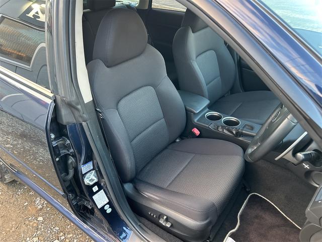 レガシィツーリングワゴン ２．０ｉ　アドバンテージライン　４ＷＤ　冬タイヤ付き　ナビ　ＴＶ　運転席パワーシート　プッシュスタート　スマートキー　スペアキー　盗難防止システム　衝突安全ボディ　ＣＤ（46枚目）