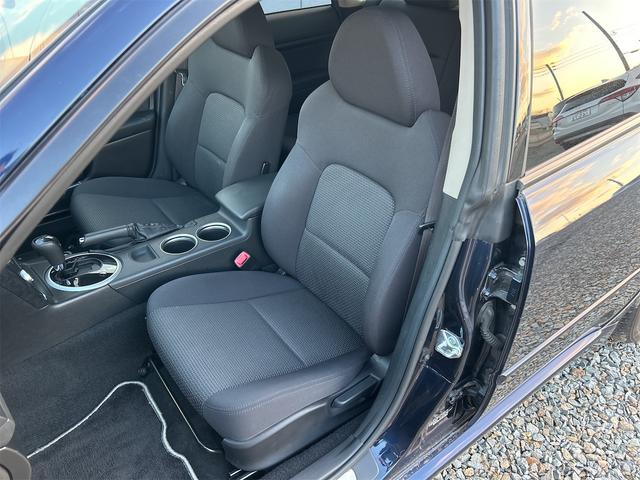 レガシィツーリングワゴン ２．０ｉ　アドバンテージライン　４ＷＤ　冬タイヤ付き　ナビ　ＴＶ　運転席パワーシート　プッシュスタート　スマートキー　スペアキー　盗難防止システム　衝突安全ボディ　ＣＤ（53枚目）