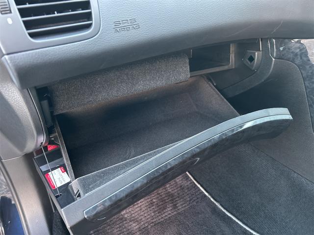 レガシィツーリングワゴン ２．０ｉ　アドバンテージライン　４ＷＤ　冬タイヤ付き　ナビ　ＴＶ　運転席パワーシート　プッシュスタート　スマートキー　スペアキー　盗難防止システム　衝突安全ボディ　ＣＤ（55枚目）