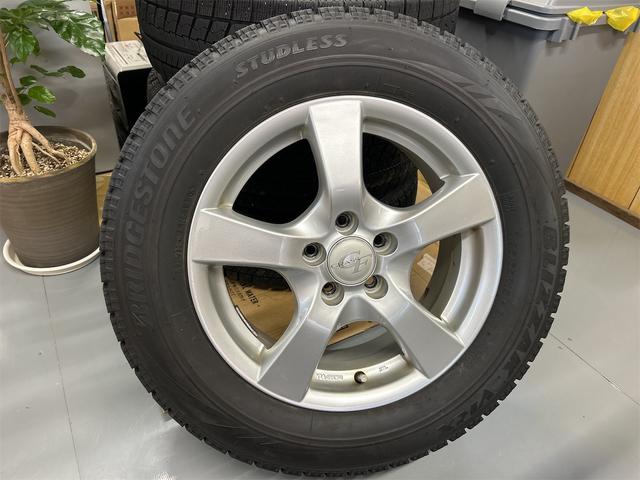 レガシィツーリングワゴン ２．０ｉ　アドバンテージライン　４ＷＤ　冬タイヤ付き　ナビ　ＴＶ　運転席パワーシート　プッシュスタート　スマートキー　スペアキー　盗難防止システム　衝突安全ボディ　ＣＤ（64枚目）