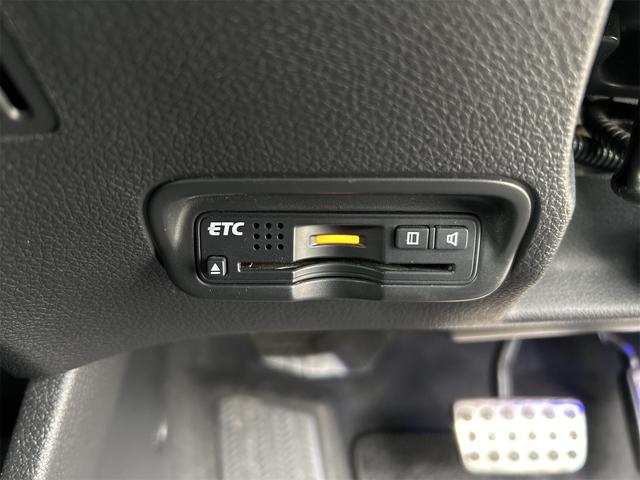 ヴェゼル ハイブリッドX・Lパッケージ 4WD 前後ドライブレコーダー ETC バックカメラ オートクルーズコントロール 衝突被害軽減システム ナビ TV オートライト LEDヘッドランプ 純正アルミホイール スマートキー シートヒーター(8枚目)