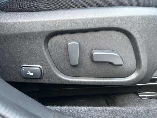 レヴォーグ １．６ＧＴ－Ｓアイサイト　４ＷＤ　夏冬タイヤ付き　保証付き　前後ドライブレコーダー　ナビ　ＴＶ　バックカメラ　ＥＴＣ　オートクルーズコントロール　レーンアシスト　衝突被害軽減システム　ＬＥＤヘッドランプ　スマートキー（54枚目）