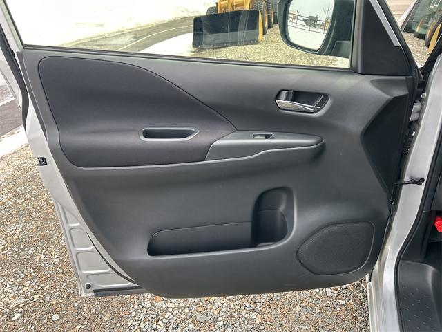 セレナ ＸＶ　４ＷＤ　夏冬タイヤ付き　保証　両側パワースライドドア　レザーシート　ナビ　ＴＶ　バックカメラ　ＥＴＣ　衝突被害軽減システム　クリアランスソナー　クルーズコントロール　オートライト　アイドリングストップ（68枚目）