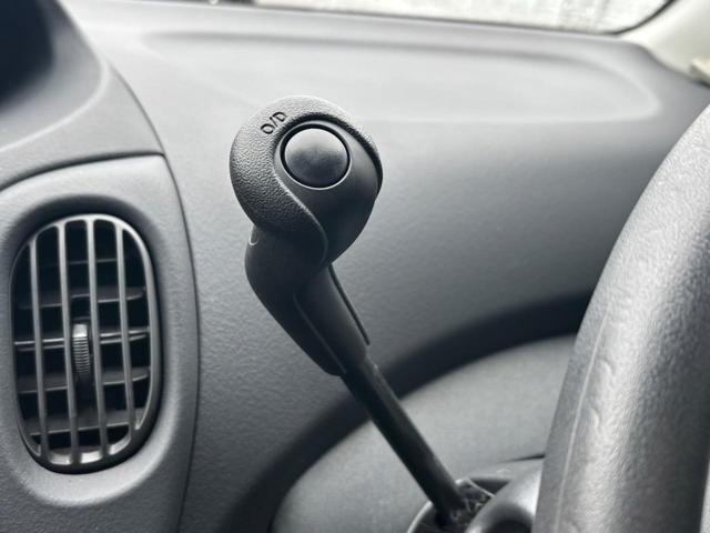 ファンカーゴ X HDDナビ/エンジンスターター/社外アルミ/4WD/LEDバルブ/Bluetooth/バックカメラ/キーレス(43枚目)