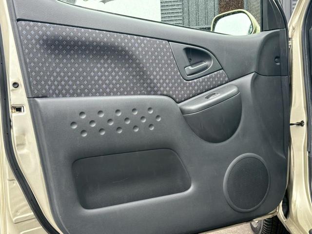 ファンカーゴ X HDDナビ/エンジンスターター/社外アルミ/4WD/LEDバルブ/Bluetooth/バックカメラ/キーレス(47枚目)