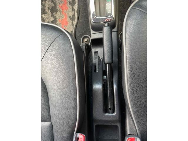 ミラジーノ ミニライトスペシャル　キーレスエントリー　電動格納ミラー　ＡＴ　ＣＤ　ミュージックプレイヤー接続可　アルミホイール　衝突安全ボディ　エアコン（11枚目）