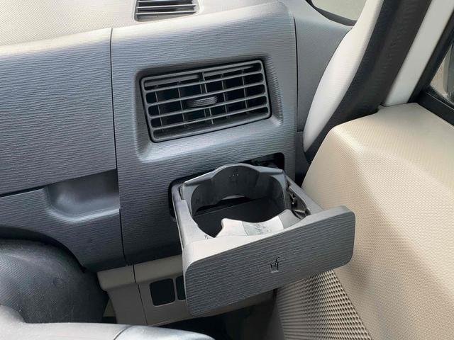 ステラ Ｌ　４ＷＤ　ナビ　キーレスエントリー　アイドリングストップ　電動格納ミラー　ベンチシート　ＣＶＴ　盗難防止システム　ＡＢＳ　アルミホイール　衝突安全ボディ　エアコン　パワーステアリング　パワーウィンドウ（7枚目）