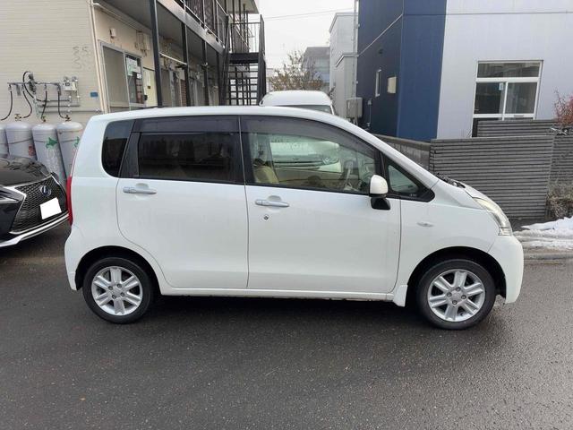 ステラ Ｌ　４ＷＤ　ナビ　キーレスエントリー　アイドリングストップ　電動格納ミラー　ベンチシート　ＣＶＴ　盗難防止システム　ＡＢＳ　アルミホイール　衝突安全ボディ　エアコン　パワーステアリング　パワーウィンドウ（14枚目）