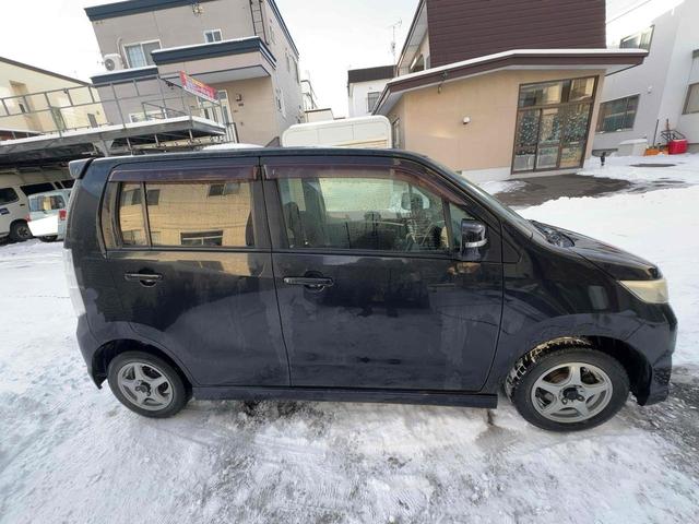 ワゴンRスティングレー TS 4WD ETC オートライト HID スマートキー 電動格納ミラー シートヒーター ベンチシート CVT 盗難防止システム ABS CD アルミホイール 衝突安全ボディ エアコン パワーステアリング(14枚目)