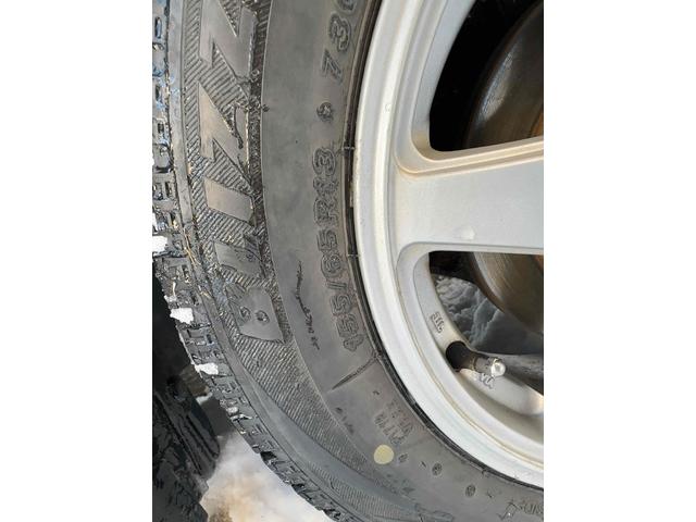 ワゴンRスティングレー TS 4WD ETC オートライト HID スマートキー 電動格納ミラー シートヒーター ベンチシート CVT 盗難防止システム ABS CD アルミホイール 衝突安全ボディ エアコン パワーステアリング(26枚目)