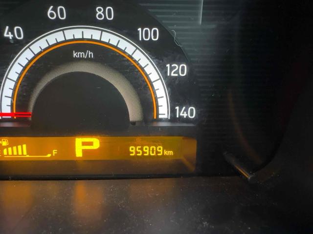 ＭＲワゴン Ｇ　電動格納ミラー　ベンチシート　ＣＶＴ　盗難防止システム　ＡＢＳ　アルミホイール　衝突安全ボディ　エアコン　パワーステアリング　パワーウィンドウ（27枚目）