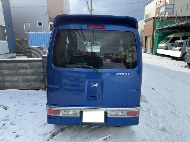 アトレーワゴン カスタムターボRS 4WD ETC HID キーレスエントリー 電動格納ミラー ベンチシート AT 盗難防止システム ABS CD アルミホイール 衝突安全ボディ エアコン パワーステアリング パワーウィンドウ(17枚目)