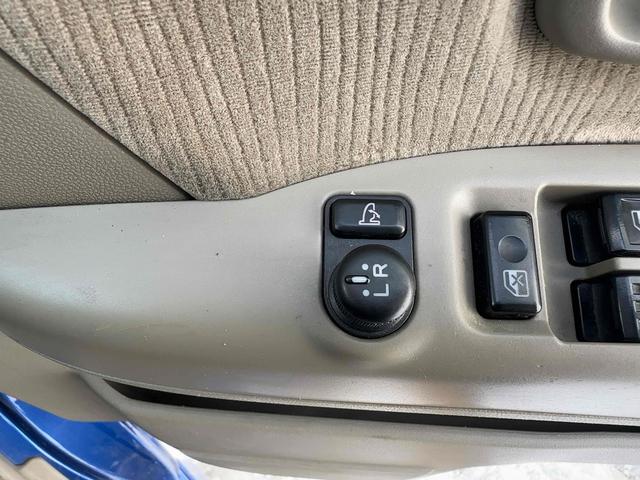 アトレーワゴン カスタムターボRS 4WD ETC HID キーレスエントリー 電動格納ミラー ベンチシート AT 盗難防止システム ABS CD アルミホイール 衝突安全ボディ エアコン パワーステアリング パワーウィンドウ(28枚目)