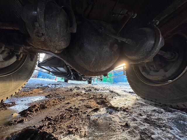 フォワード  増トン 4段ユニック アルミアオリ 3方開 リモコン付 アウトリガー フックイン 2.93t吊 ベット付 6速MT 最大積載量7500kg HSA 電動格納ミラー ミラーワイパー ミラーヒーター(50枚目)