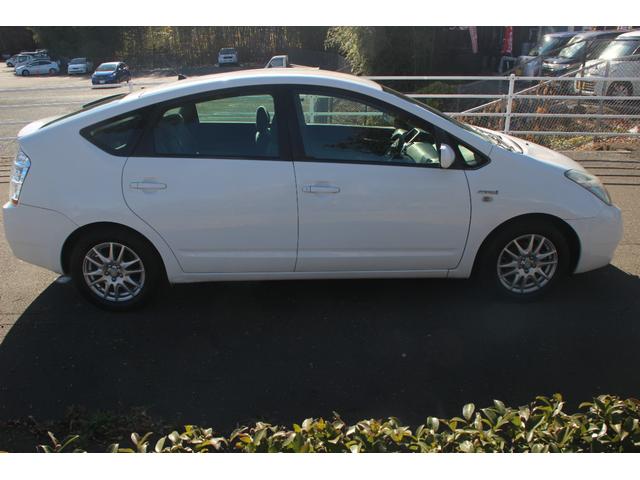 プリウス S(11枚目)