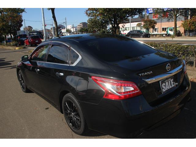 ティアナ ＸＶ　電動革シート（運転＆助手席）　純正ナビ＆ＴＶ　バックカメラ　ＥＴＣ　ドラレコ　ＣＶＴ　スマートキー（12枚目）