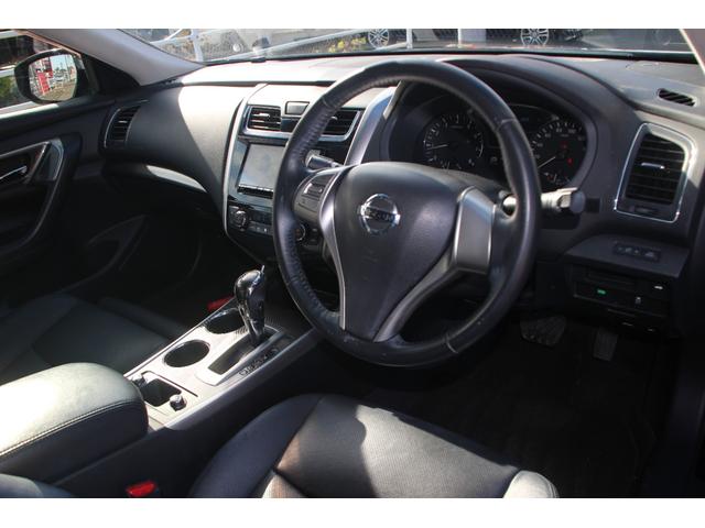 ティアナ ＸＶ　電動革シート（運転＆助手席）　純正ナビ＆ＴＶ　バックカメラ　ＥＴＣ　ドラレコ　ＣＶＴ　スマートキー（14枚目）