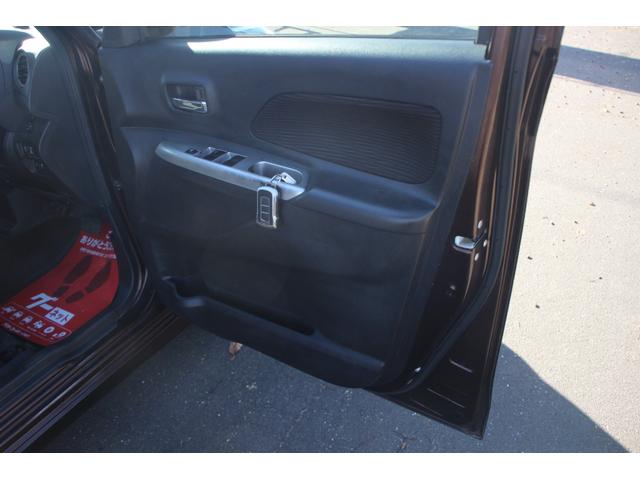 デイズルークス ハイウェイスター　Ｘ　Ｖセレクション＋セーフティＩＩ　衝突軽減ブレーキアシスト付　アラウンドビュー　純正ナビ＆ＴＶ　パワースライドドア（左）（12枚目）