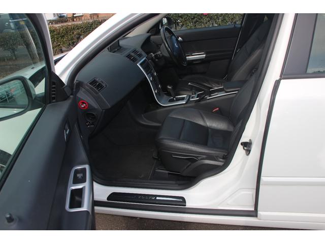 S40 2.0eアクティブプラス メモリー付本革パワーシート シートヒーター 純正ナビ 純正アルミ(18枚目)