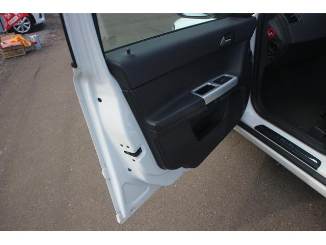 S40 2.0eアクティブプラス メモリー付本革パワーシート シートヒーター 純正ナビ 純正アルミ(19枚目)