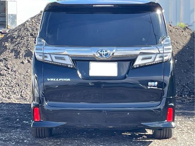 ヴェルファイアハイブリッド ＺＲ　ハイブリッド　２．５　ＺＲ　Ｅ－Ｆｏｕｒ　４ＷＤ　純正エンスタ　アルパインビッグＸ　バックカメラ　２１インチアルミ　（ブラック）後席フリップダウンモニター　スタッドレスタイヤ納車（6枚目）