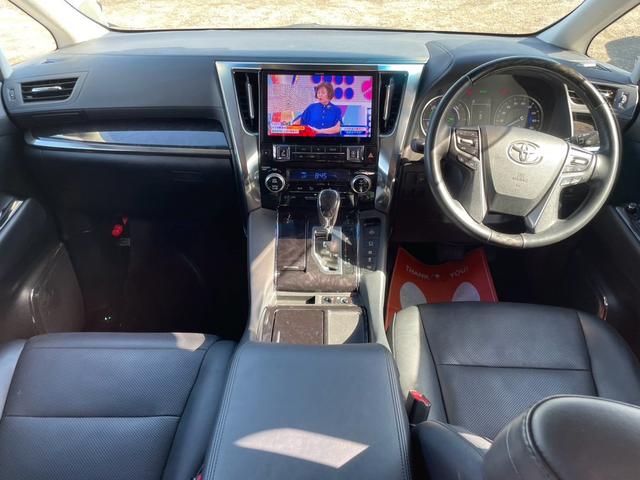 ヴェルファイアハイブリッド ＺＲ　ハイブリッド　２．５　ＺＲ　Ｅ－Ｆｏｕｒ　４ＷＤ　純正エンスタ　アルパインビッグＸ　バックカメラ　２１インチアルミ　（ブラック）後席フリップダウンモニター　スタッドレスタイヤ納車（21枚目）