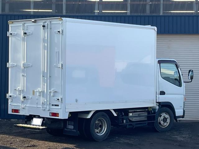 キャンター ターボ　箱車　３Ｌターボ　４ＷＤ　記録簿　バックカメラ　ダブルタイヤ　ＡＢＳ（8枚目）