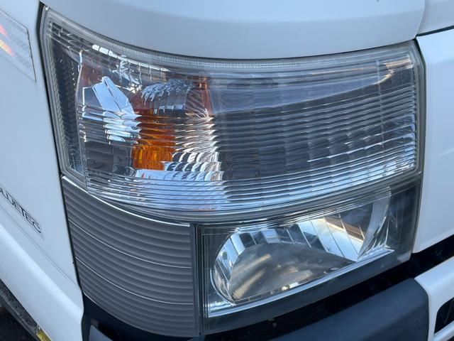 キャンター ターボ　箱車　３Ｌターボ　４ＷＤ　記録簿　バックカメラ　ダブルタイヤ　ＡＢＳ（11枚目）