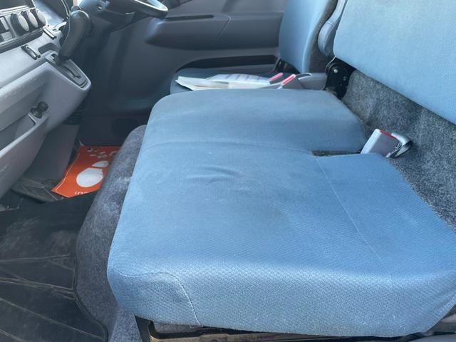 キャンター ターボ　箱車　３Ｌターボ　４ＷＤ　記録簿　バックカメラ　ダブルタイヤ　ＡＢＳ（35枚目）