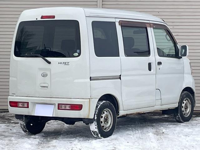 ハイゼットカーゴ クルーズ　４ＷＤ　ＥＴＣ　スタッドレスタイヤ　電動格納ミラー　キーレス　エアコン　パワステ　ＡＢＳ（8枚目）